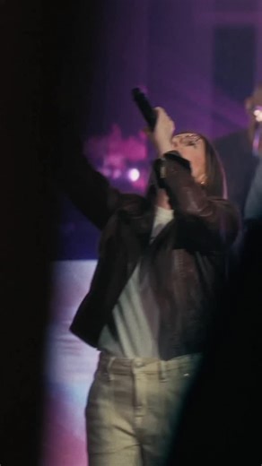 “Oh come, let us worship and bow down; let us kneel before the Lord, our Maker.” — Psalm 95:6 Watch the full video available on our YouTube! As you listen to this song, we pray you experience God right where you are. May His presence meet you in this moment 🙌❤️ | Hope Worship