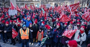 Quebec nurse labour group remains in negotiation deadlock 2 months after striking