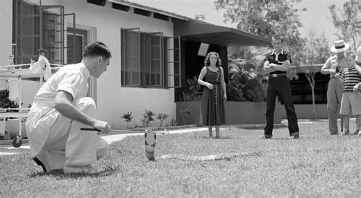 The Story of Bill Haast: The Legendary Snake Handler Who Injected Himself With Venom, Survived 172 Venomous Bites, and Lived to Be 100