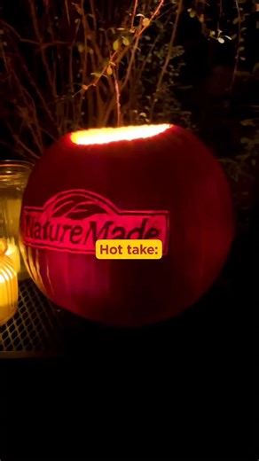 Did you know that your gut and this pumpkin are linked? 🎃 Pumpkin seeds are the “living things” that grow in the right conditions, just like probiotics are live bacteria in the gut. Those stringy bits inside the pumpkin help fuel the seeds. In your gut, prebiotic fiber “feeds” the probiotics. You need both the living thing, and the fuel for it to make everything work properly! In your gut and in the pumpkin! So if you want a balanced gut, try Nature Made® Probiotic Prebiotic Fiber Gummies. And 