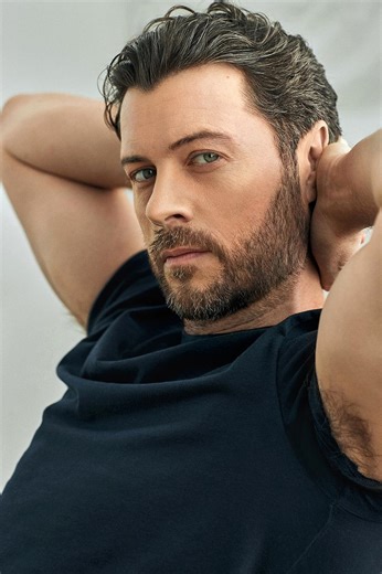 Daniel Feuerriegel | Actor, Writer, Producer