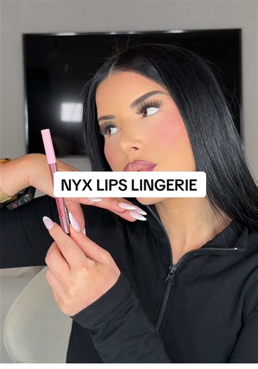 New lip combo unlocked 🔓 Thanks @NYX COSMETICS FRANCE for the magic on my lips 💄 #nyxcosmeticsfrance #nyxprofessionalmakeup - Collaboration commerciale avec NYX PROFESSIONNAL MAKEUP