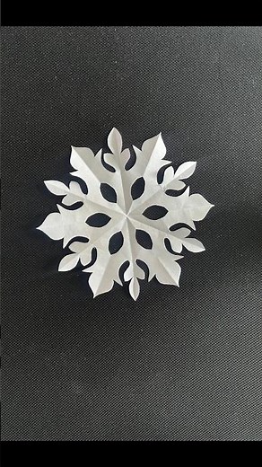 how to make beautiful snowflake❄ #snowflakes #shortsfeed #diy #craft