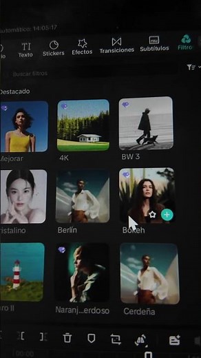 Cómo usar CLIP COMBINADOS en Capcut 2025