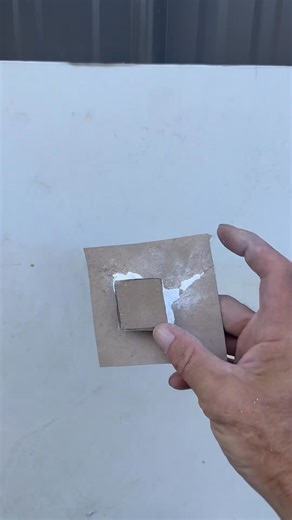 33K views · 903 reactions | Drywall and sheetrock patch #DIYHomeProjects #CraftingMadeEasy #TransformYourSpace #SmartDIYHacks #WeekendCraftIdeas #SimpleButStunning #DIYInspirationDaily #HomeMadeWithLove #FromTrashToTreasure | Selvin Martinz | Facebook