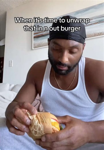 Jason Tyler (@jojodnb)’s video of in n out burger