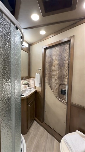 245K views · 1K reactions | It's all about delivering dreams鸞 Take a look inside the Joffer family's new trailer — where modern farmhouse meets classic western in a fresh combination that is everything they asked for and more! Korral Supply | Signature Quarters, Custom Living Quarters | Facebook