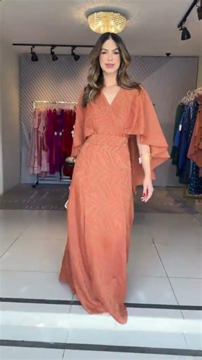 Vestido de Luxo Feminino ✨👗 Elegância que chama atenção!