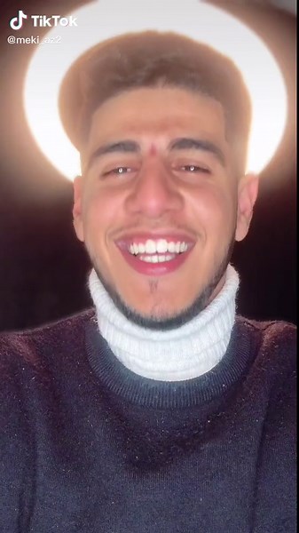 Creating a Halo Effect with Lighting Techniques