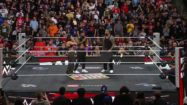 RAW EXCLUSIVE: The Usos and Rhea Ripley YEET with a young fan after Raw