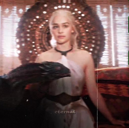 Daenerys Targaryen Outfits Highlighted This Season