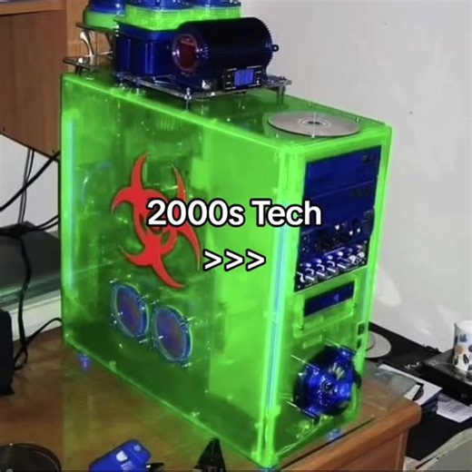 2000s tech #nostalgic #aeshetic #tech #2000s #fyp