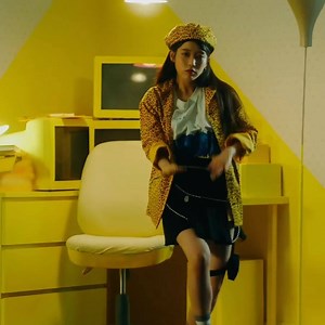 1.6M views · 196K reactions | ➳ IU 一 BBIBBI. ♡ | Ｋｏｒｅａｎ - 動画. | Facebook