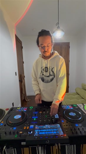 Dj Cowboyno.1 “Eternal Atake mixed with 2001”