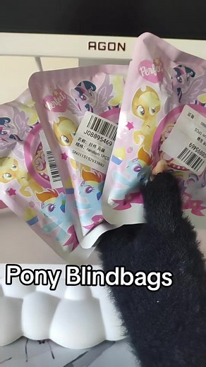 ASMR MLP Blindbag Opening - Fluffy Pony Surprise!