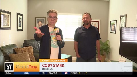 Cody Channels His Inner Artist with Help from a Pro | Cody's Caravan