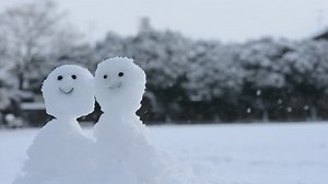 「雪だるま」の写真素材 | 1,609,096件の無料イラスト画像