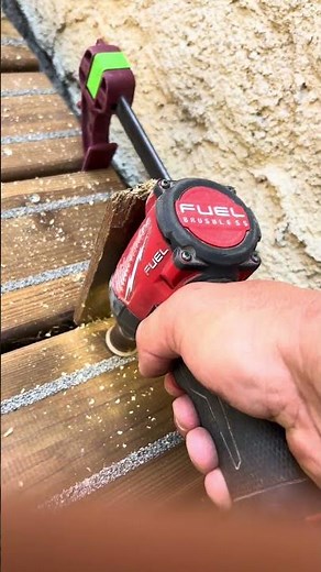 Réalisation d’une terrasse bois avec rampe PMR -6%