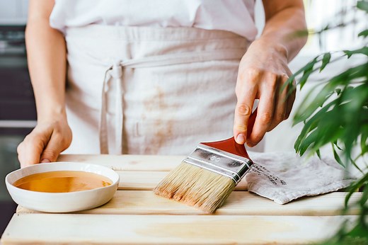 How to Remove Wood Stain From Clothes