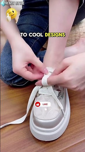 Easy Classic-Loop Sneaker Hack for Kids! 👟🧒 #shoelaces #parenting #lifehacks