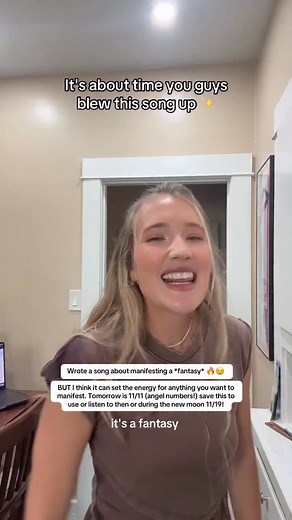 It's 11/11 what are you manifesting? 🪄#1111 #manifest #manifestation #originalsong #singersongwriter #manifestationsong #trending #witchyvibes | Chloé Caroline