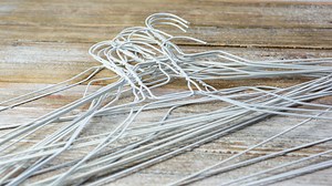 12 Smart Ways To Use Old Hangers Around The House Instead Of Tossing Them - Hunker