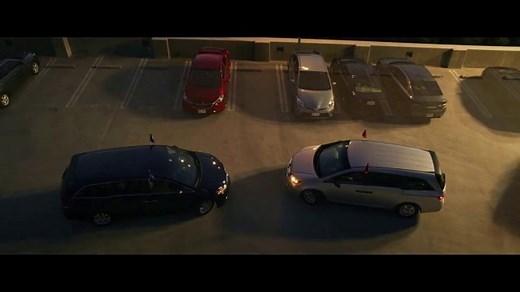 GEICO TV Spot, 'Baseball Rivals Fight for a Parking Space'