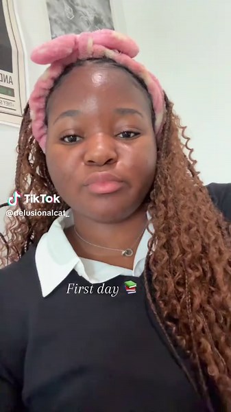 Sixth Form Makeup Tips for Your First Day