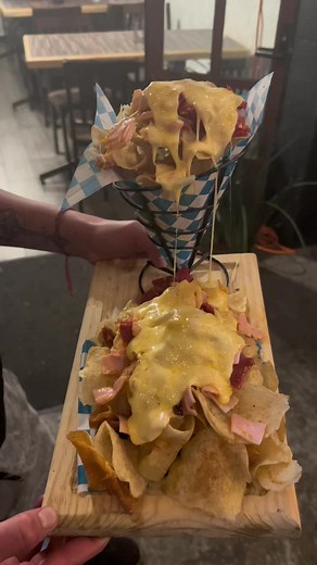 Mira que chulada encuentras en Las Baguettes de la LAGUNILLA todos los domingos en el tianguis o sucursales cómo está en la Nueva Santa María. #larutadelagarnacha #mexico #recetas
