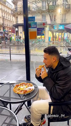 Exploring the Impact of Robot Technology in Daily Life