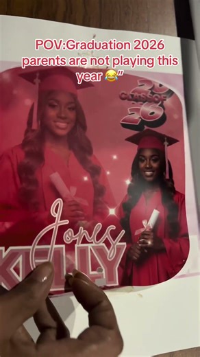 Custom graduation fans are the must-have graduation accessory #kreationbyki