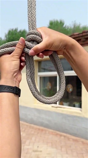 Adaptable slip knot tying method