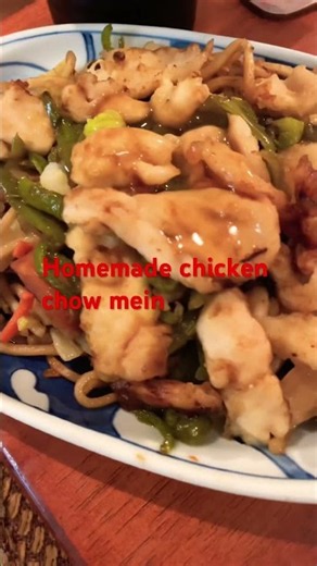 Homemade chicken chow mein: #chinesefood ,#chinesecooking,#dinner,#cookingathome , ‪@CubbiThompson‬