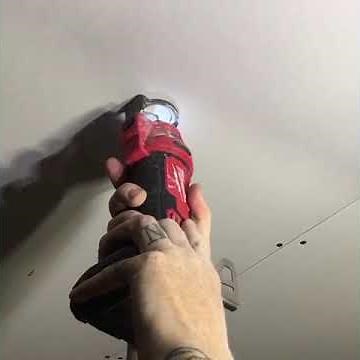 [Quick Demo] Milwaukee 2627-20, M18 Cut Out Tool