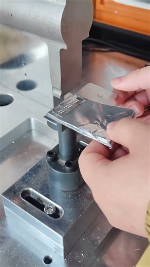 80-Layer Aluminum Foil Ultrasonic Tab Welder for Lithium-Ion Battery Manufacturing