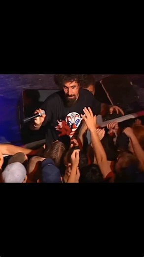 System Of A Down Forever on Instagram: "Darts - System Of A Down live at The Metro 1998 #systemofadown #systemofadownforever #soad #fypシ"