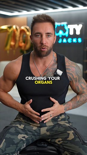 A waist trainer will NOT make your waist smaller 🤡 #waisttrainer #training #coaching #reaction #gymadvice | Jackson Johnson BBJ