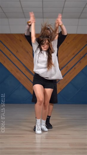 Val’R & Sarah on Instagram: "When a training turns into a challenge 🔥 Kizomba x Bachata 🔥 exchange. After our first training with them, we challenged ourselves to do more than just practice… This is @cycyetmahe challenge 💥 (Rebased on their concept – go check their work 👀) Because stepping out of your comfort zone is where real growth happens ✨ 📍 Location: Tahiti 🏝️ @centrededanse_vanessaroche 🎵 Music: @bustermoe @djcatbachata 💃🕺 Dancers: @sarah.tetrisstyle @valr.tetrisstyle 🎥 Videogra