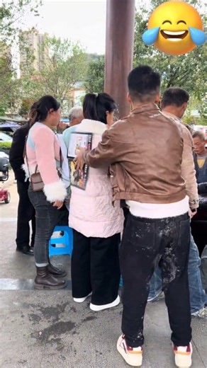 1.5K views · 11 reactions | #viralreelsシ #publicprank #prank | wo wo woooooh | Facebook