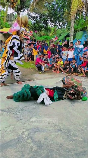 Barongan jungkir balik jaranan kuda lumping ebeg | Indonesian Javanese Traditional Dance