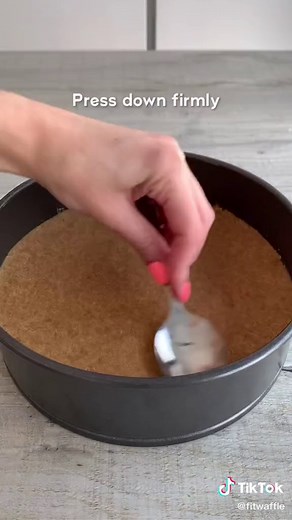 Kinder Cheesecake #kinder #cheesecake #asmr #asmrsounds #food