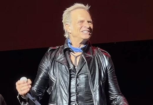 Watch: DAVID LEE ROTH Plays First Full Show In More Than Five Years At 2025 Edition Of M3 ROCK FESTIVAL