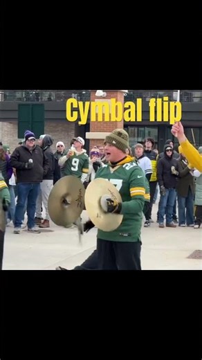 Cymbal Flip- Tundra Line Official Drumline of the Green Bay Packers #drumline #cymballine #cymbals