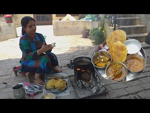 Chole Puri made at home || Recipe of Chole Puri