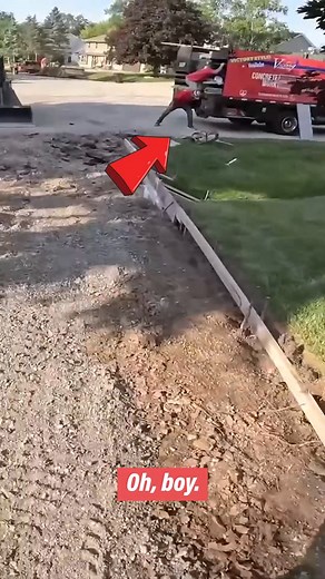 813K views · 3.5K reactions | This Is Real Teamwork! #reels #teamwork #worker #concreteconstruction #constructionworker #outdoorservice | Victory Outdoor Services | Facebook