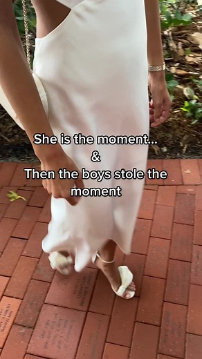 They were clearly waiting for their moment 😂 #PepsiApplePieChallenge #2022bride #weddingtiktok #weddinginspo