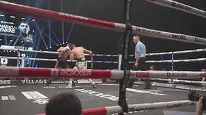 288K views · 9.8K reactions | Florian Marku edhe pse i gjakosur në sy gjatë përplasjes kokë më kokë me kundërshtarin e tij në raundin e 3 arrin ta nokautoi në raundin e 4 britanikun Chris Jenkins | Florian Marku | Facebook