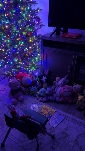 Day 4 : Idea for Elf on the shelf. Sometimes it’s fun to believe in the magic of the elf 🎄 This one really hit me when I was recording. When I was a kid I used to really believe that my stuffed animals came to life when I went to bed. The magic is real as long as you believe it to be. #elf #elfontheshelf #nostalgic #christmas #25daysofchristmas