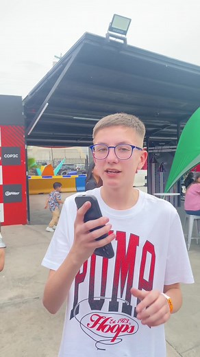 Entrevista Exclusiva con Shelaoo: Humor y Dinero