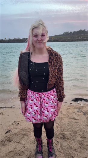 Chloe Williams (@chloe.2426)’s video of Knee Drop